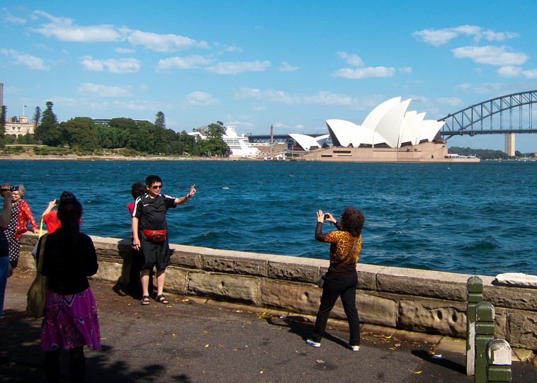 Tourists Sydney